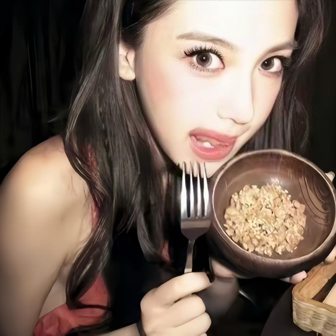 小烤鱼吃猫᳐੭