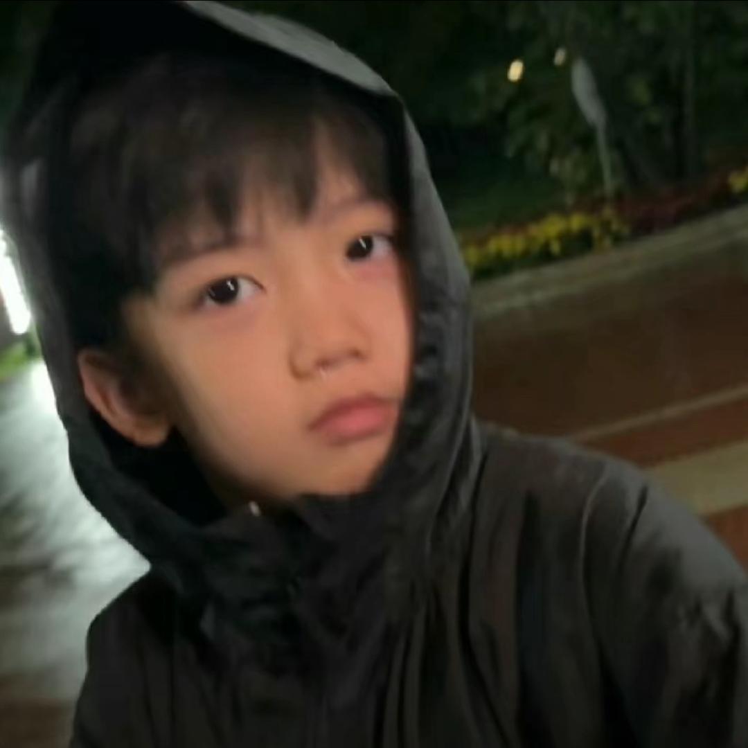 我不是yyyyyy.