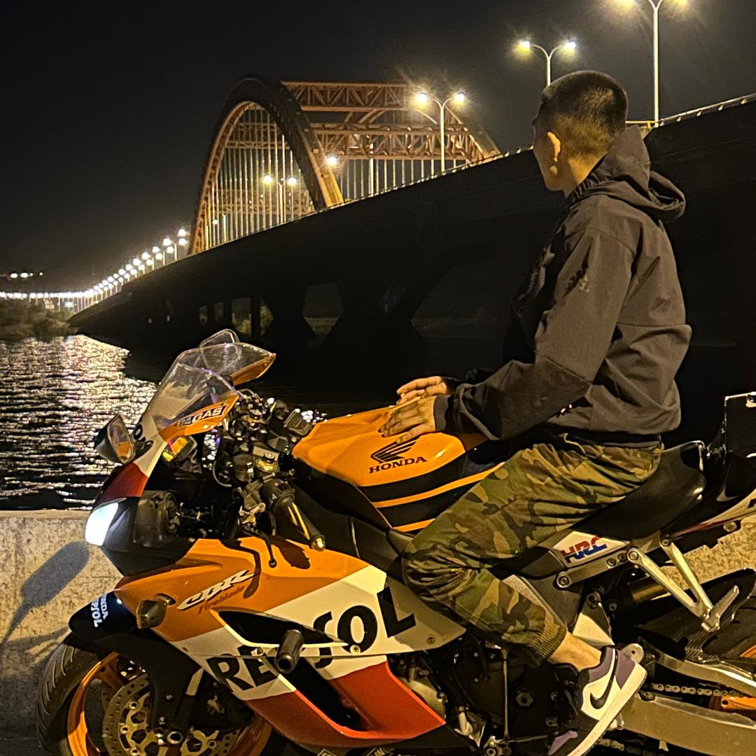 阿威商贸（晋宁租车王）