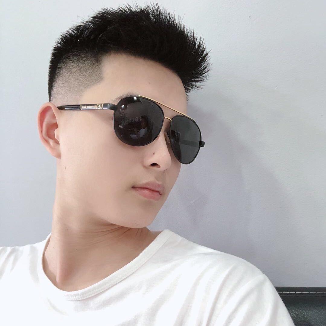 常宁设计发型  亮仔