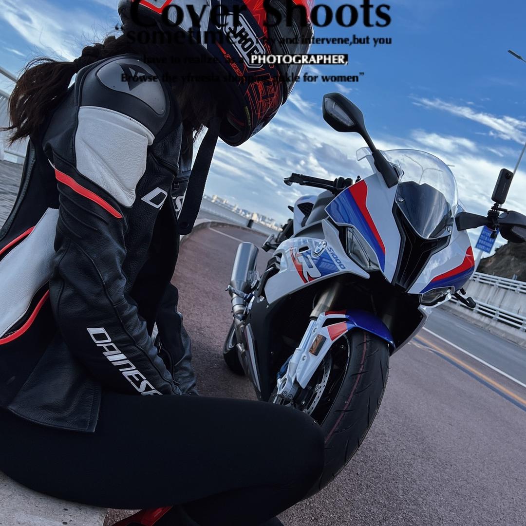 女骑🛵小草莓🍓