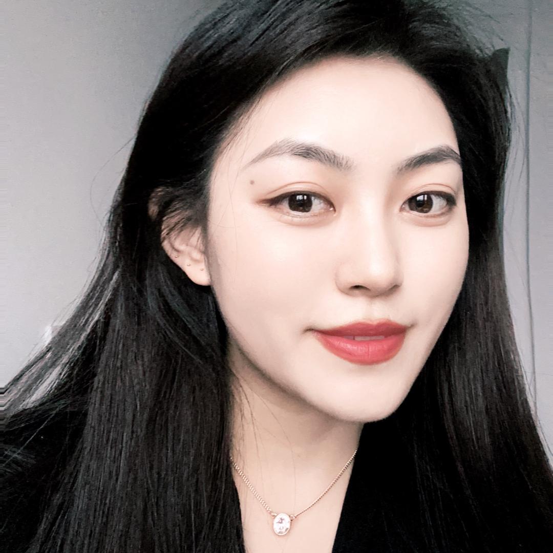 一个漂亮姑娘