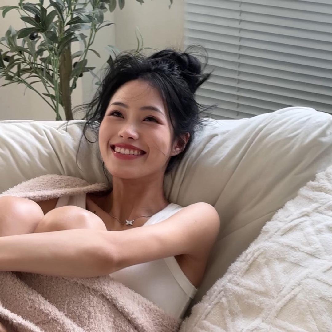 张甜粒子