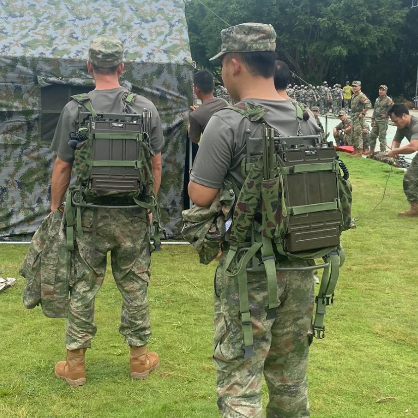 五星闪闪红旗哥