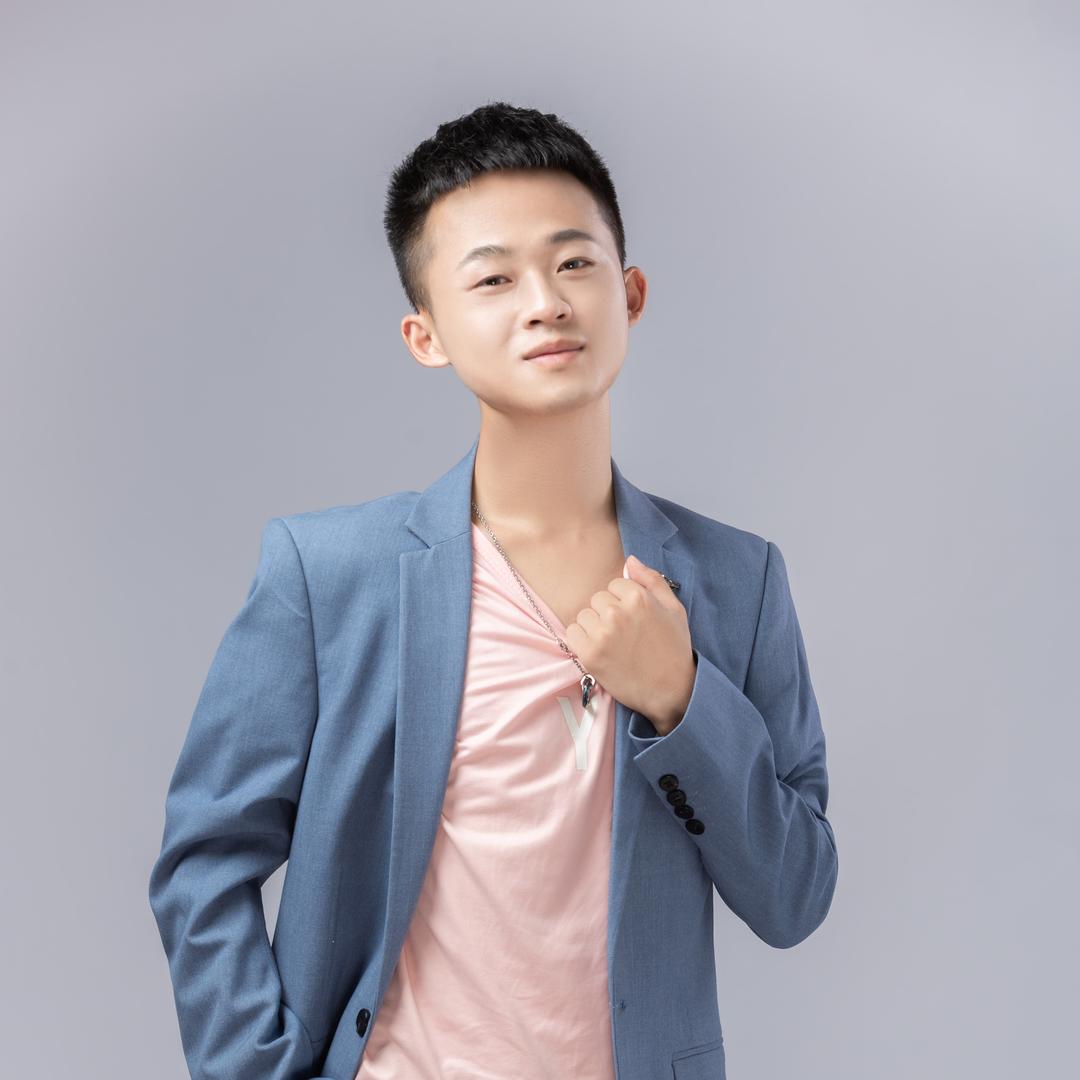 小阿杰🎙上午十点播