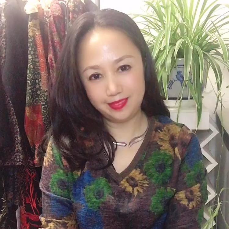 时尚中老年大码女装实体店