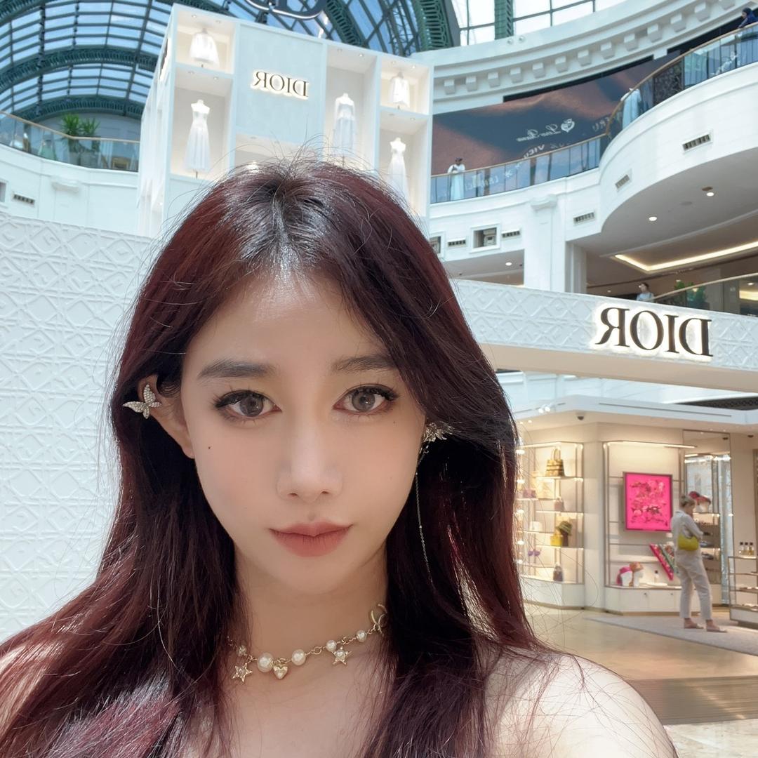 唯唯一个人的环球旅行