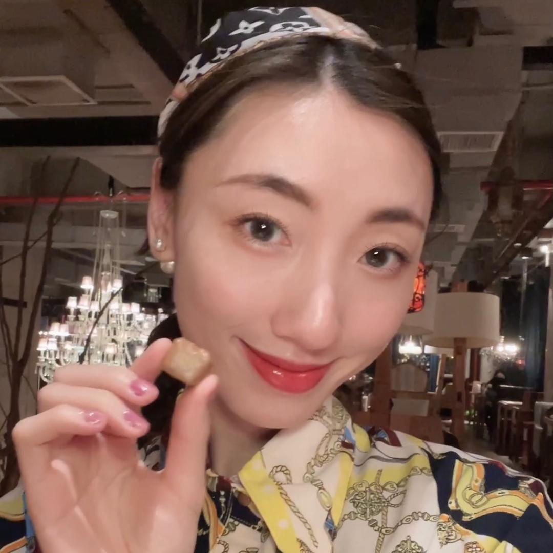 杨洋卖零食