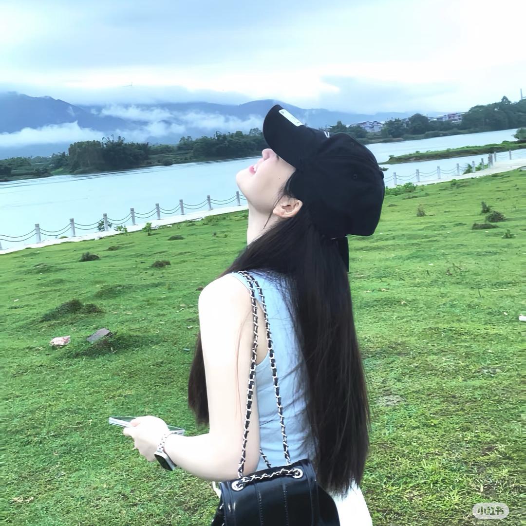 是静静吖