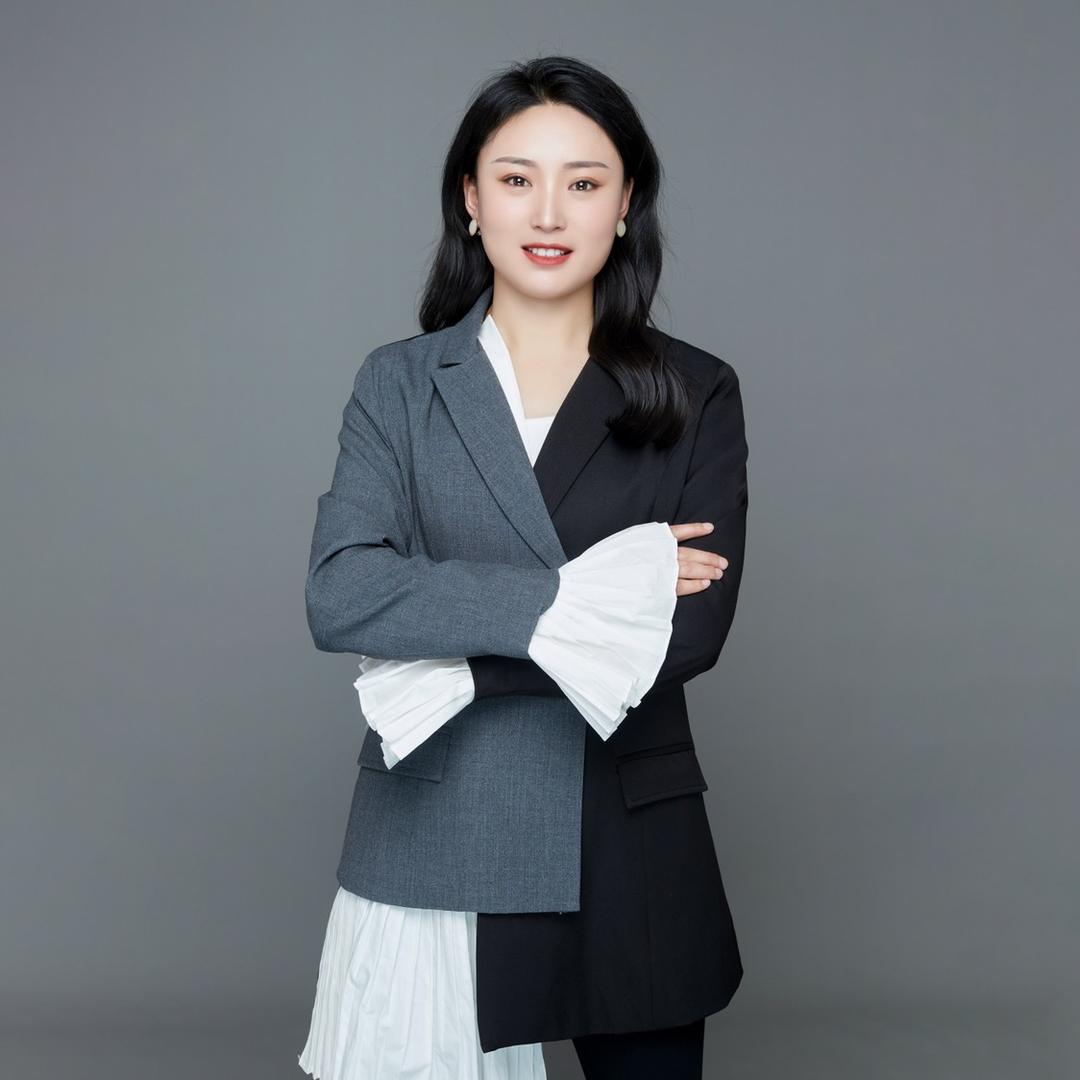 教唱歌的李老师🎤