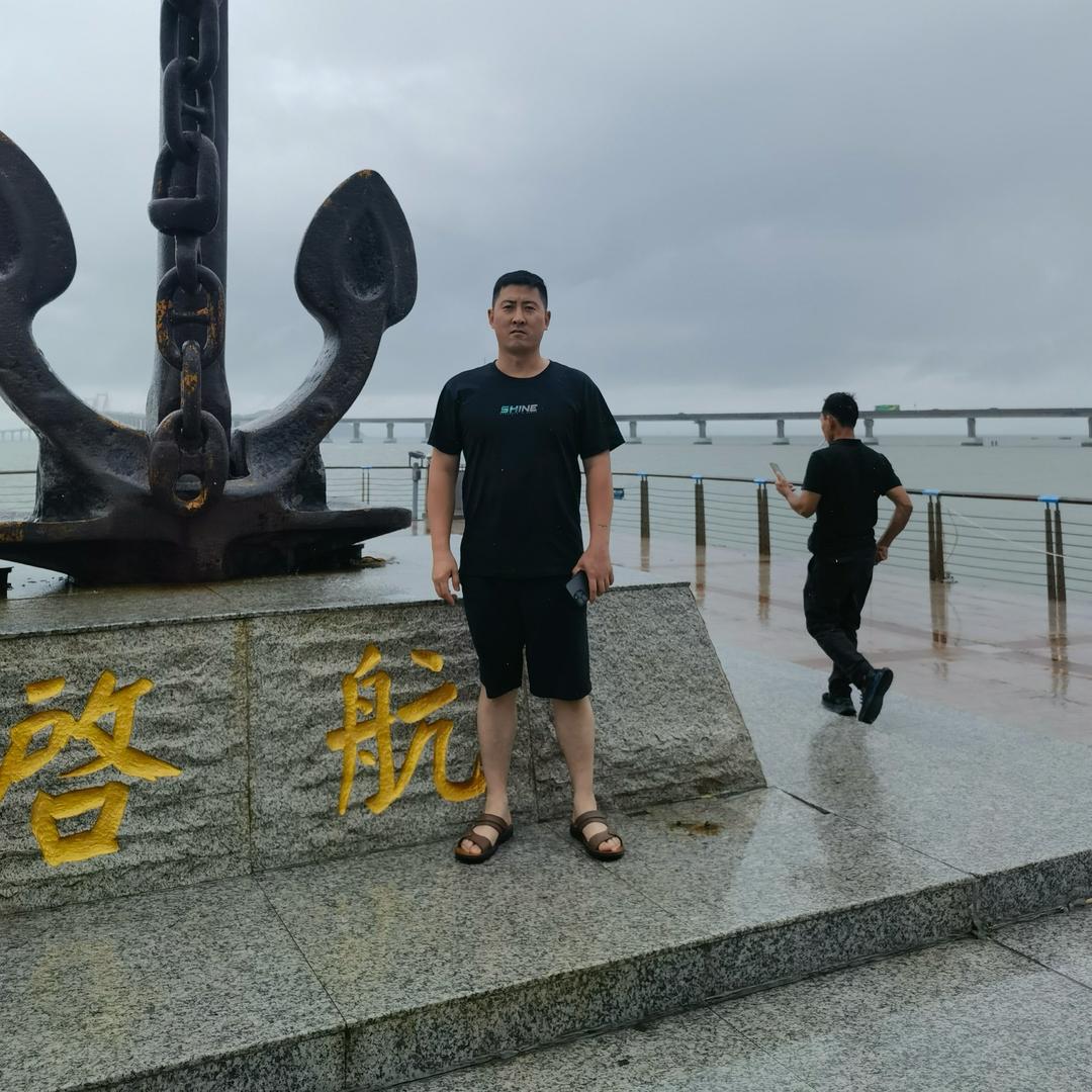 数控机床搬运工（乔鸿&鸿杨）
