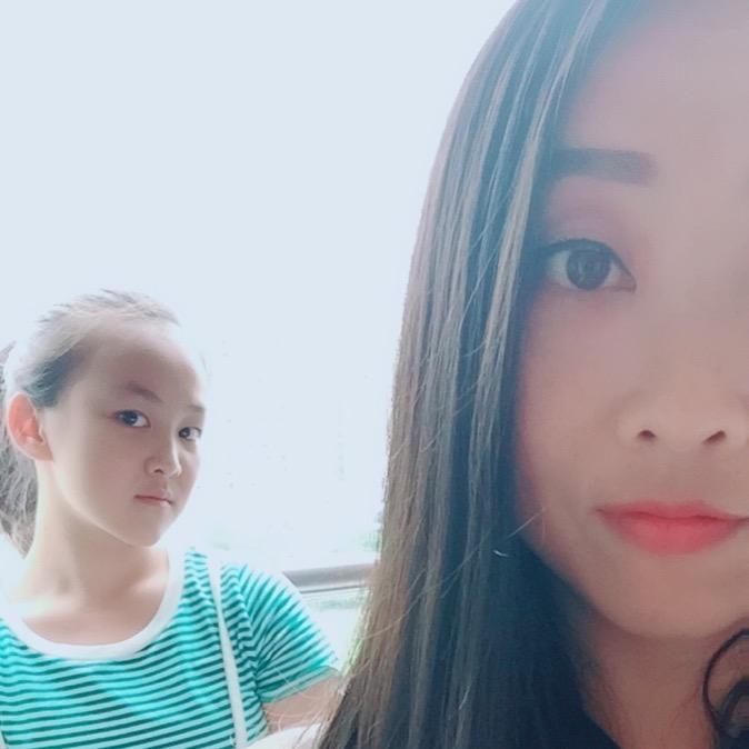 _ 芳妮 .