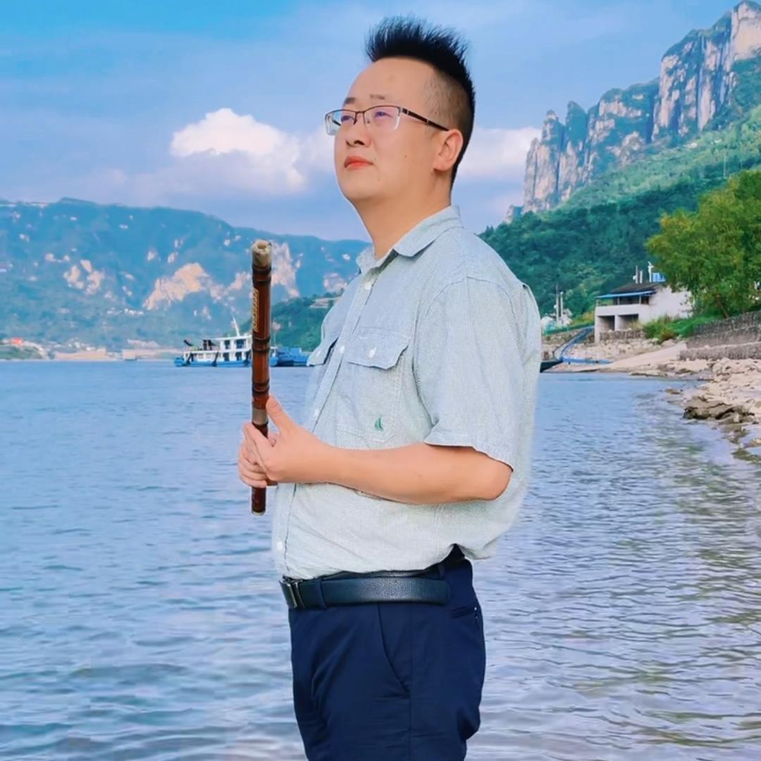 屈乡笛韵