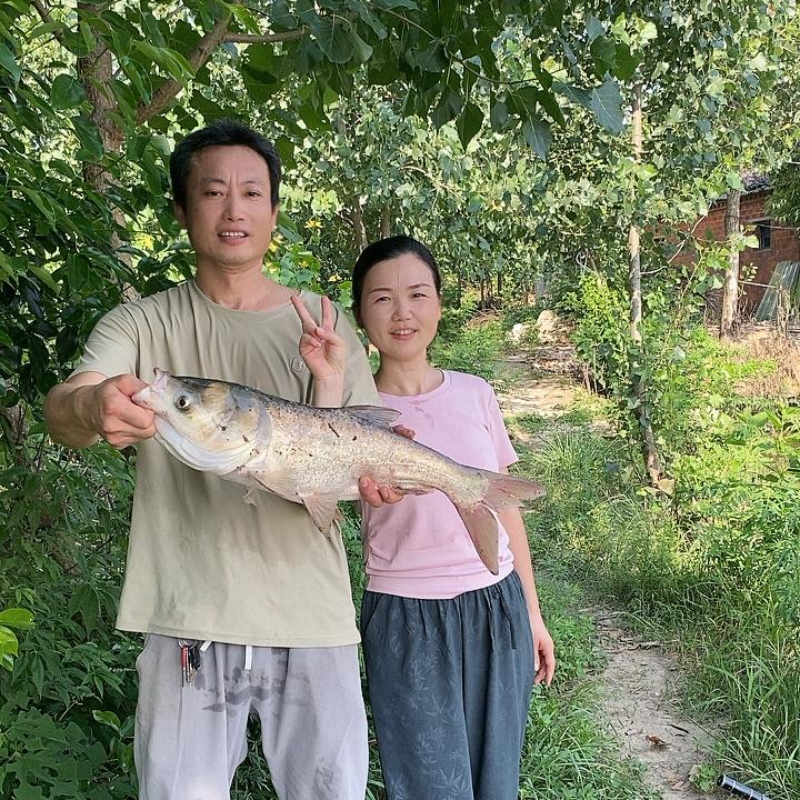 涛哥在光山罗陈卖渔具