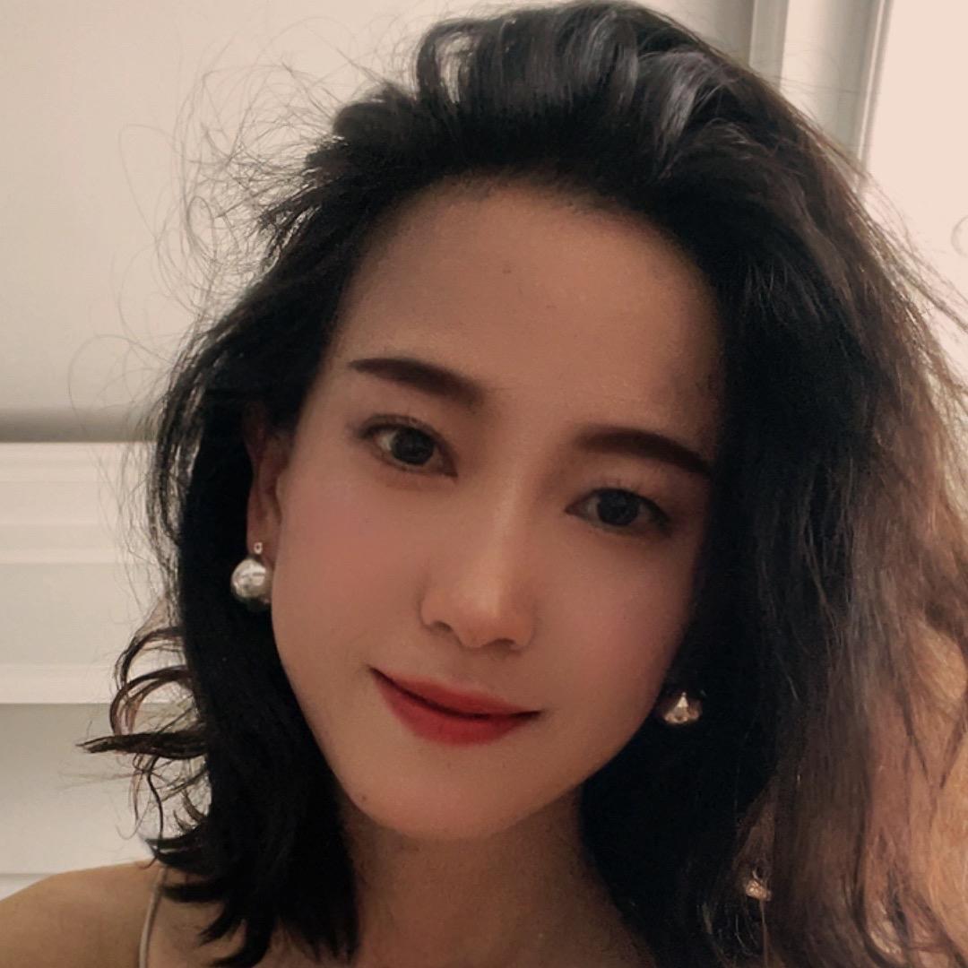 偶 然