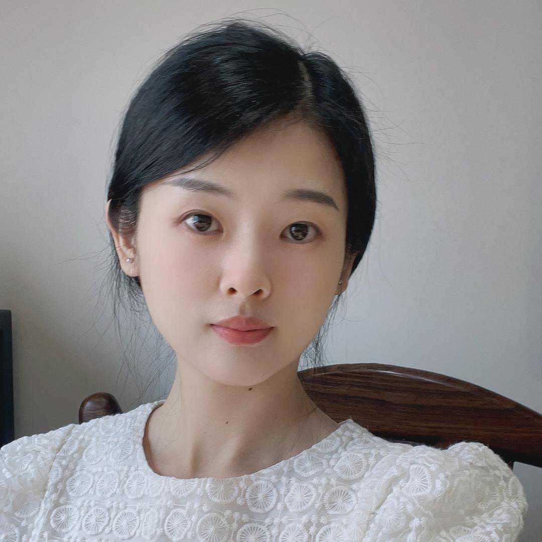 丽姑娘爱喝茶