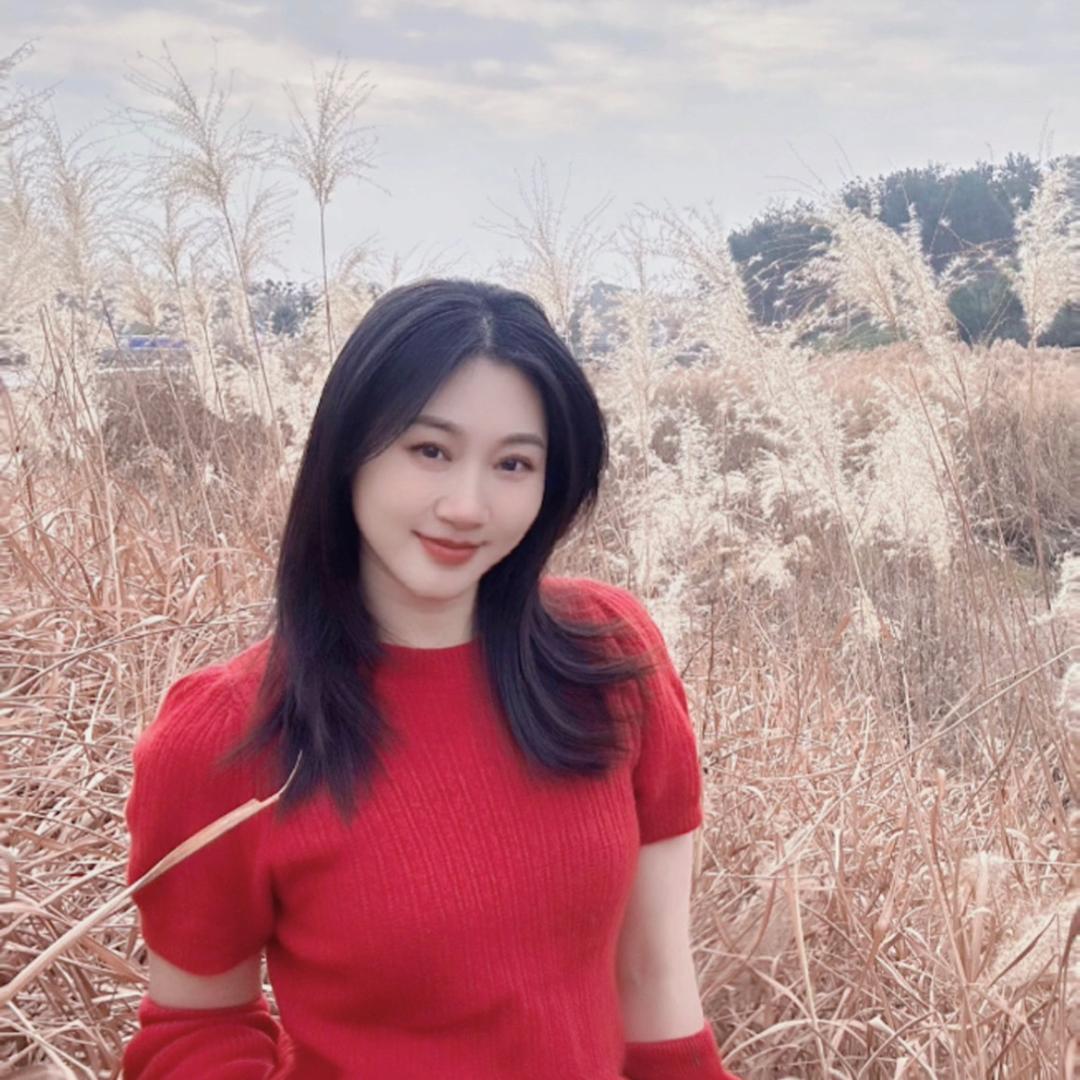 当阳市石榴轻奢女装馆
