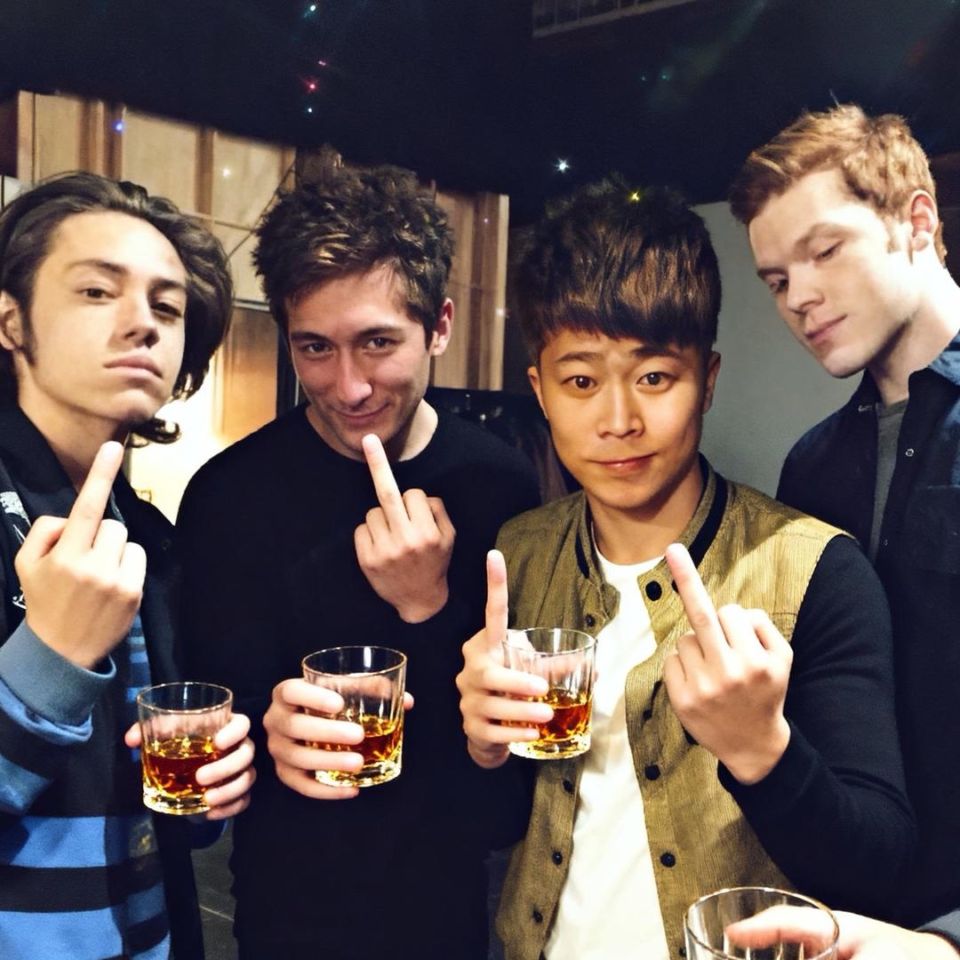 丑八怪咿呀咿呀咿呀！