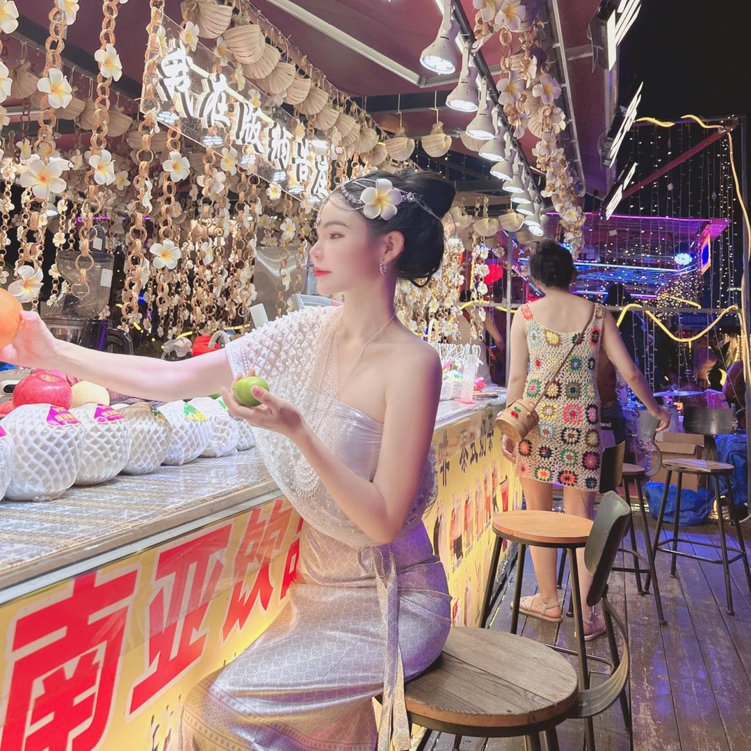 雪梨汁汁很爱美