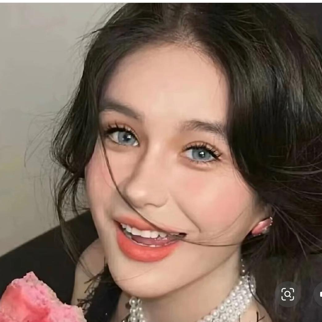 黄金垃圾桶里的女主