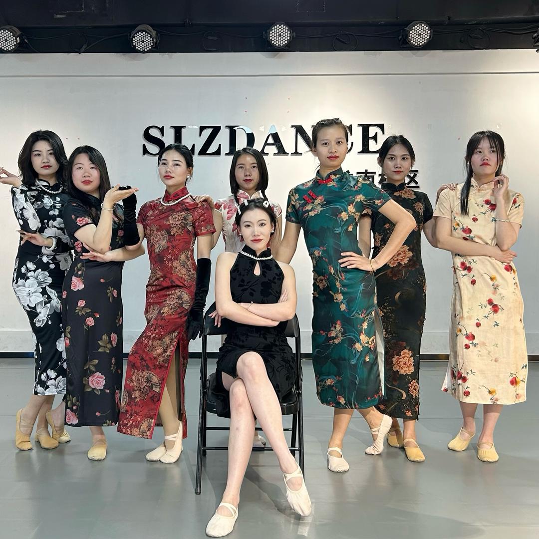 美吉儿中国舞