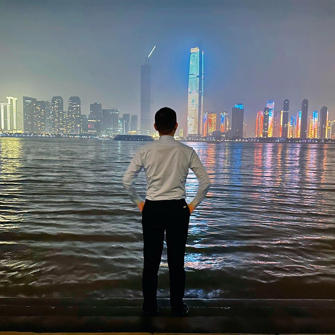 阿泽