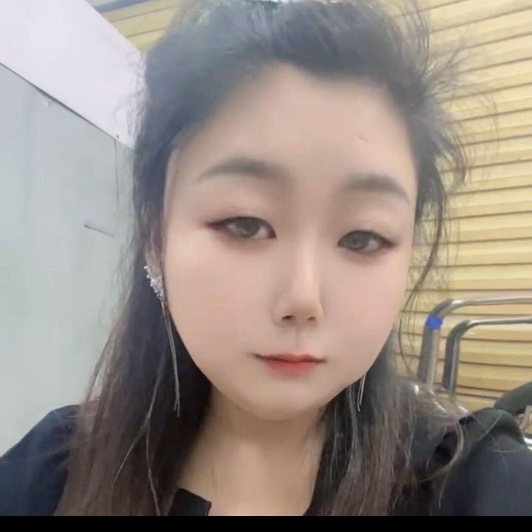 闫家💔小💋姐姐