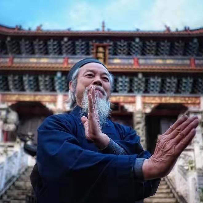 万历-山明