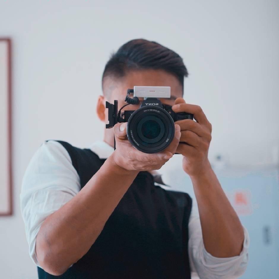 晓锋班长🎓「帮老板讲故事」