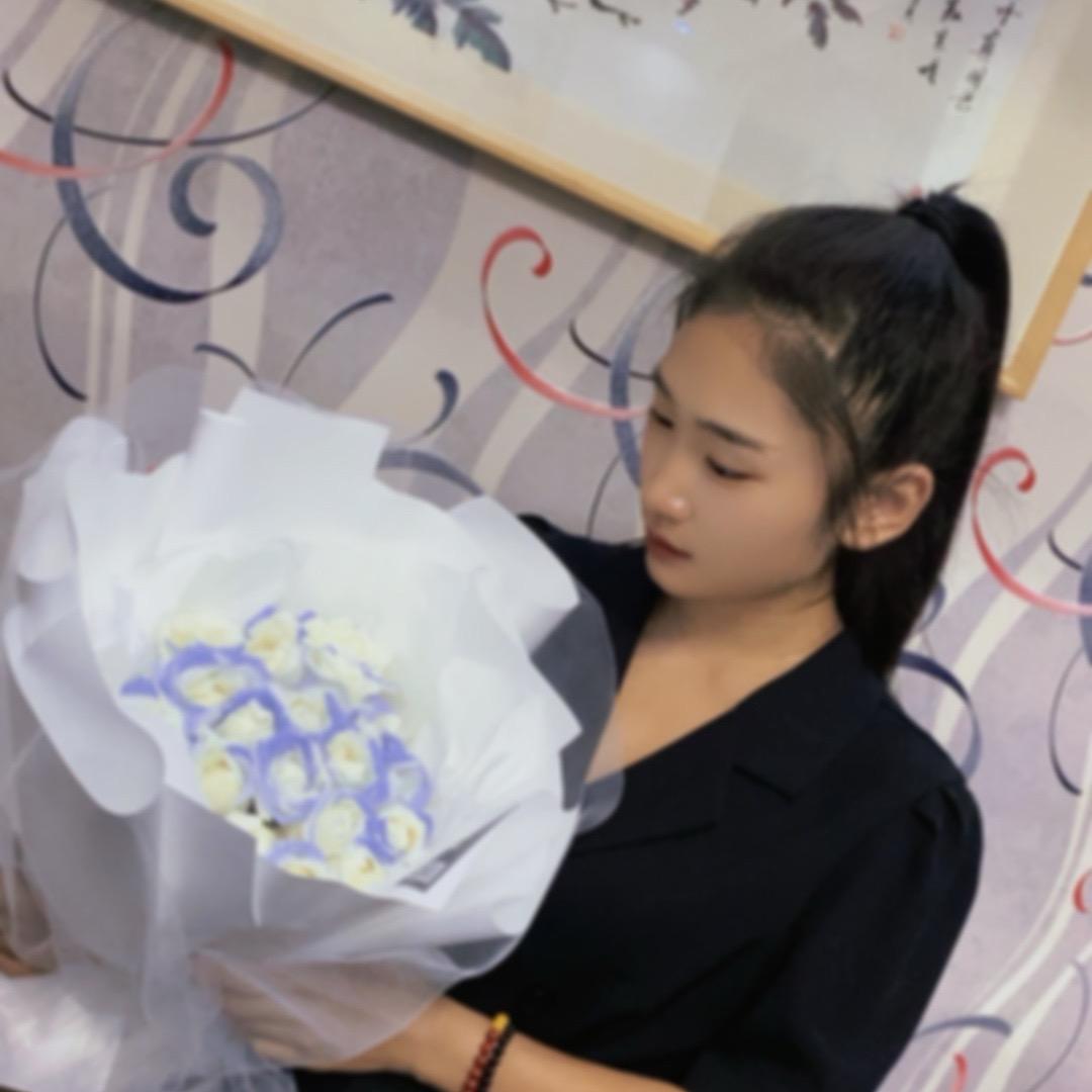 小蕾👗