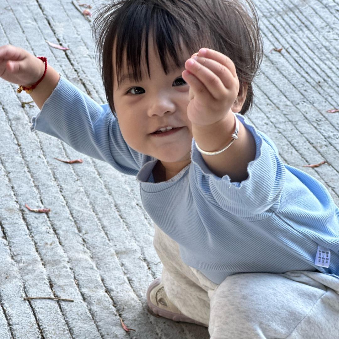 瑶一瑶是妈妈的跟屁虫