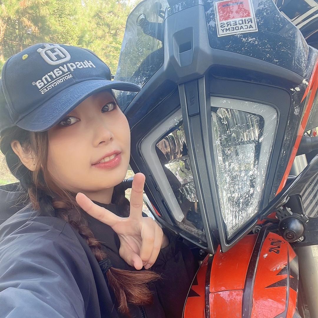 萱大咩（怂包）