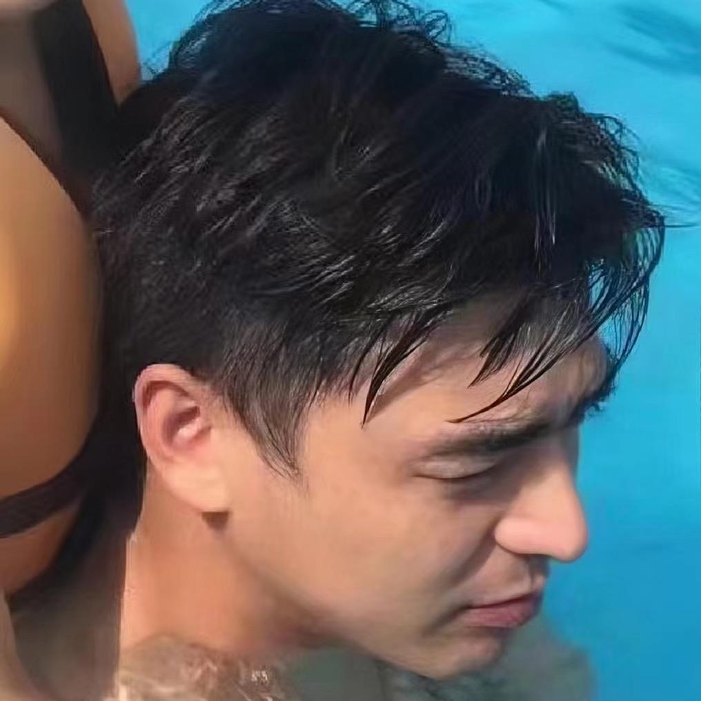 金
