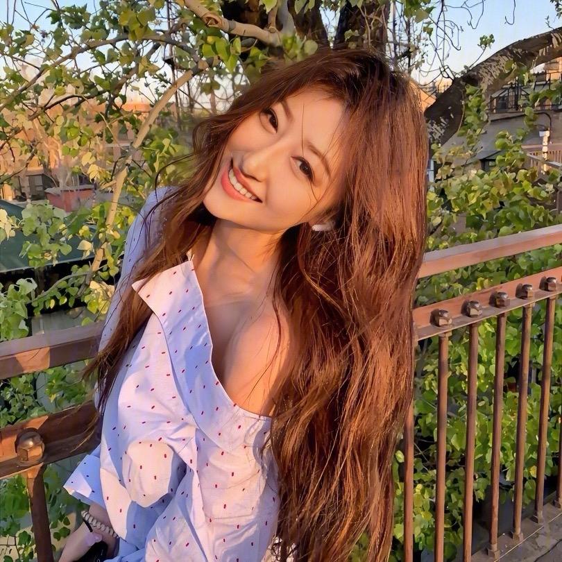 云静～