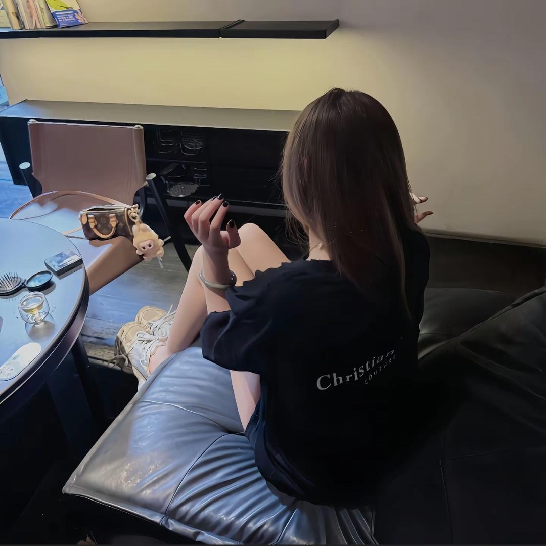 哼哼你好呆 ᳐੭