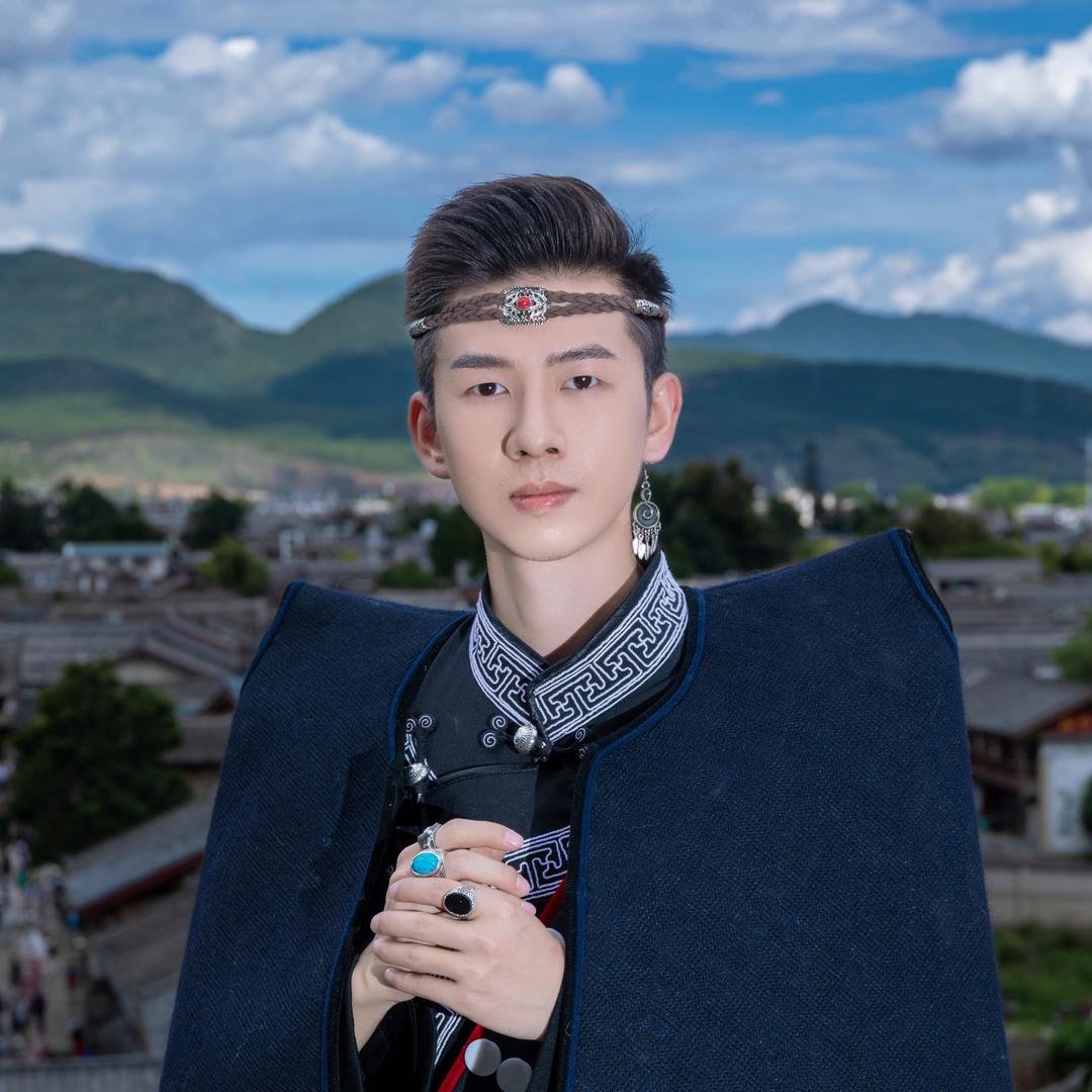 照坤德—女性觉醒