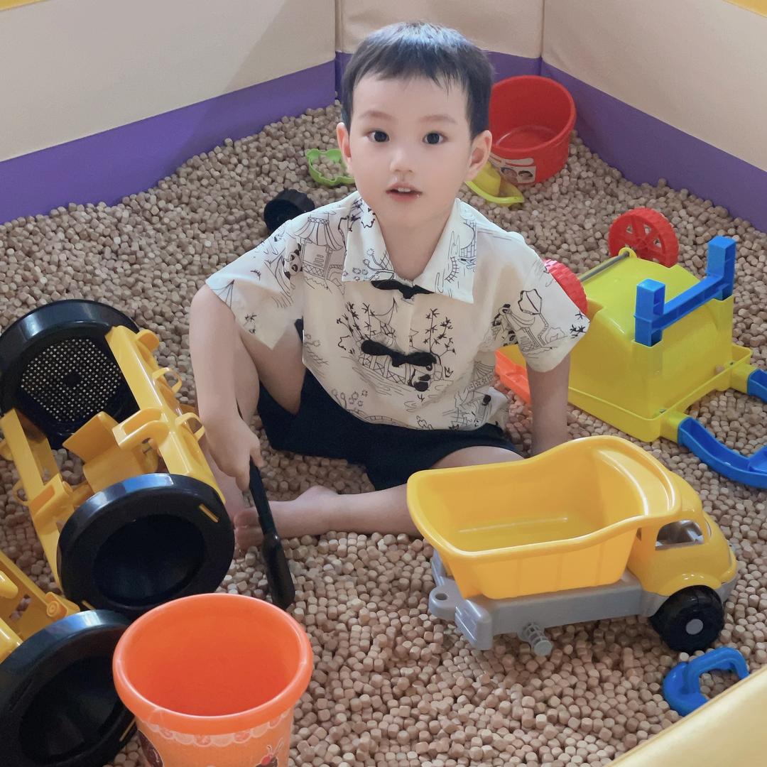 敏姐姐吖