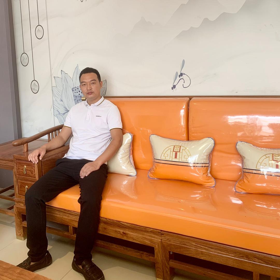 广东 新会 骏达红木家具厂 冷哥