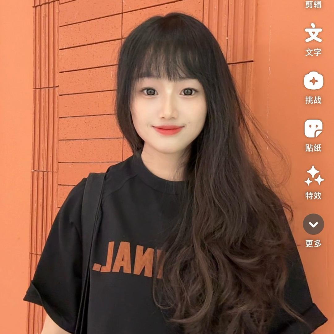 思思