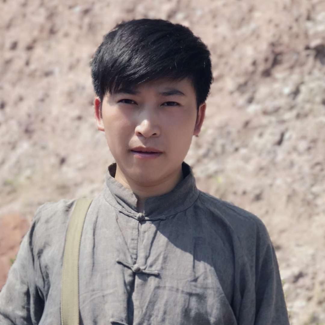阿乐吖（笑笑就开心）