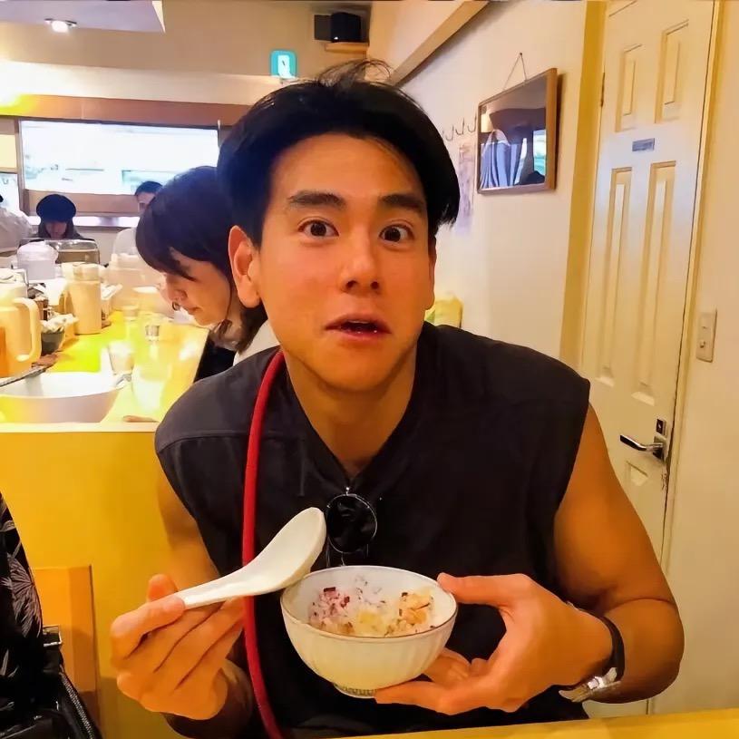 摆烂小肥仔