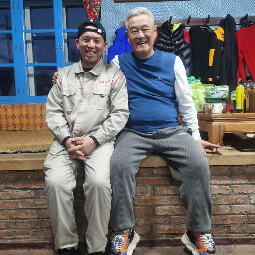 钢琴达人董师傅