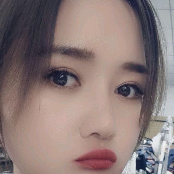 @关二妮