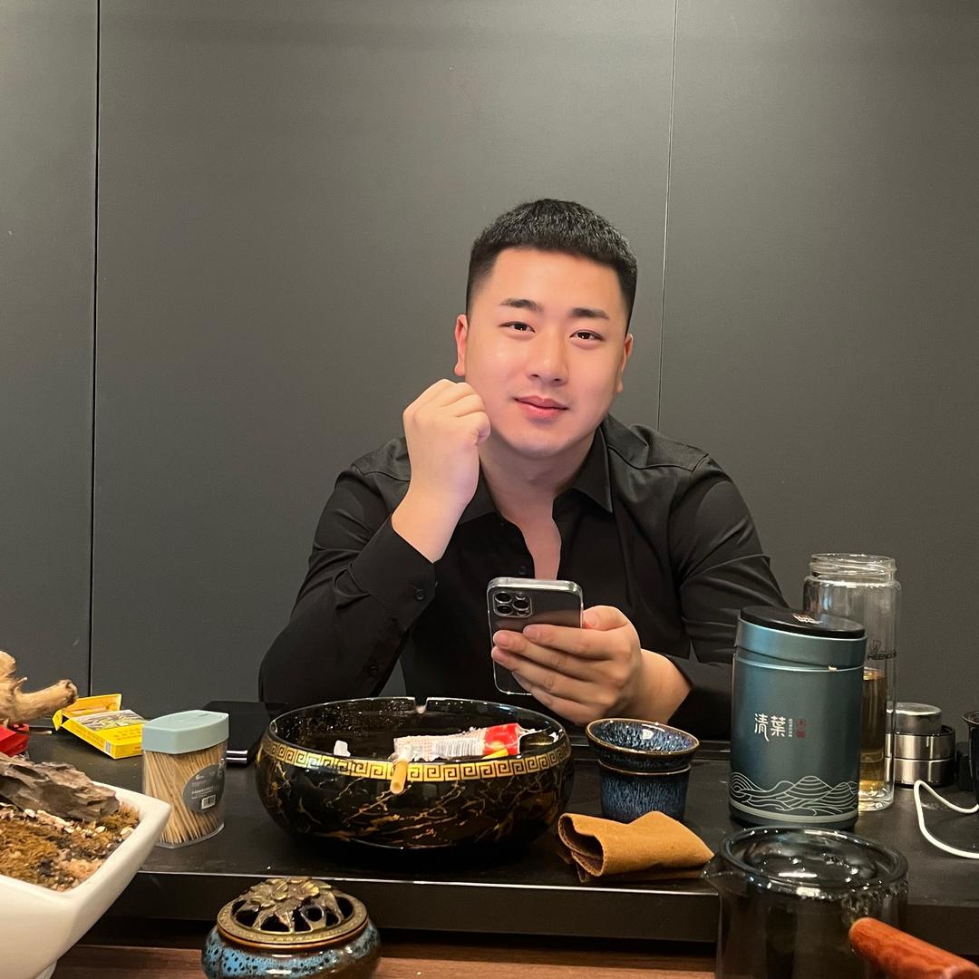 孙老板名品服装