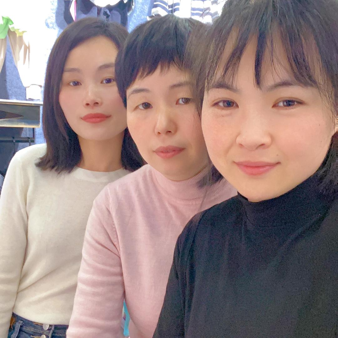 农贸街三姐妹