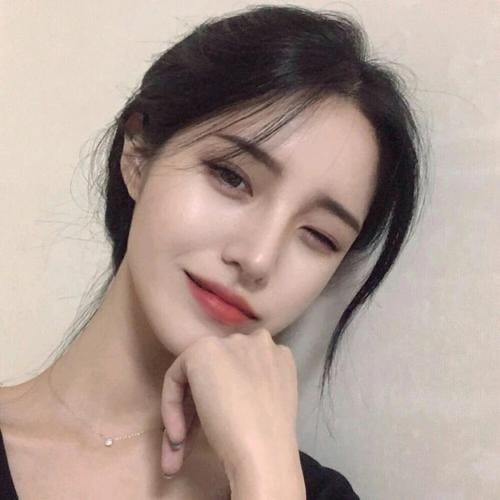 👑狐狸的小尾巴🦊