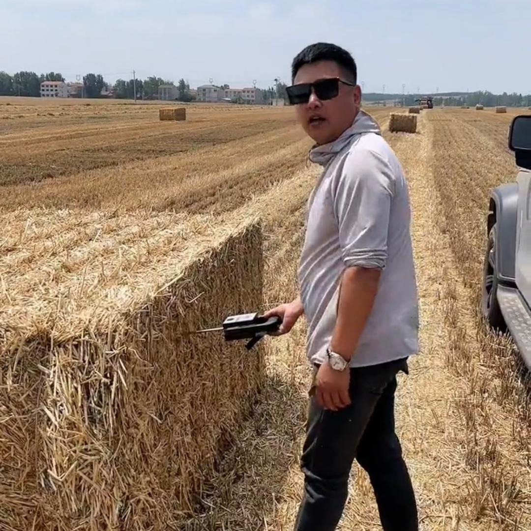 万牧伟业秸秆回收中心