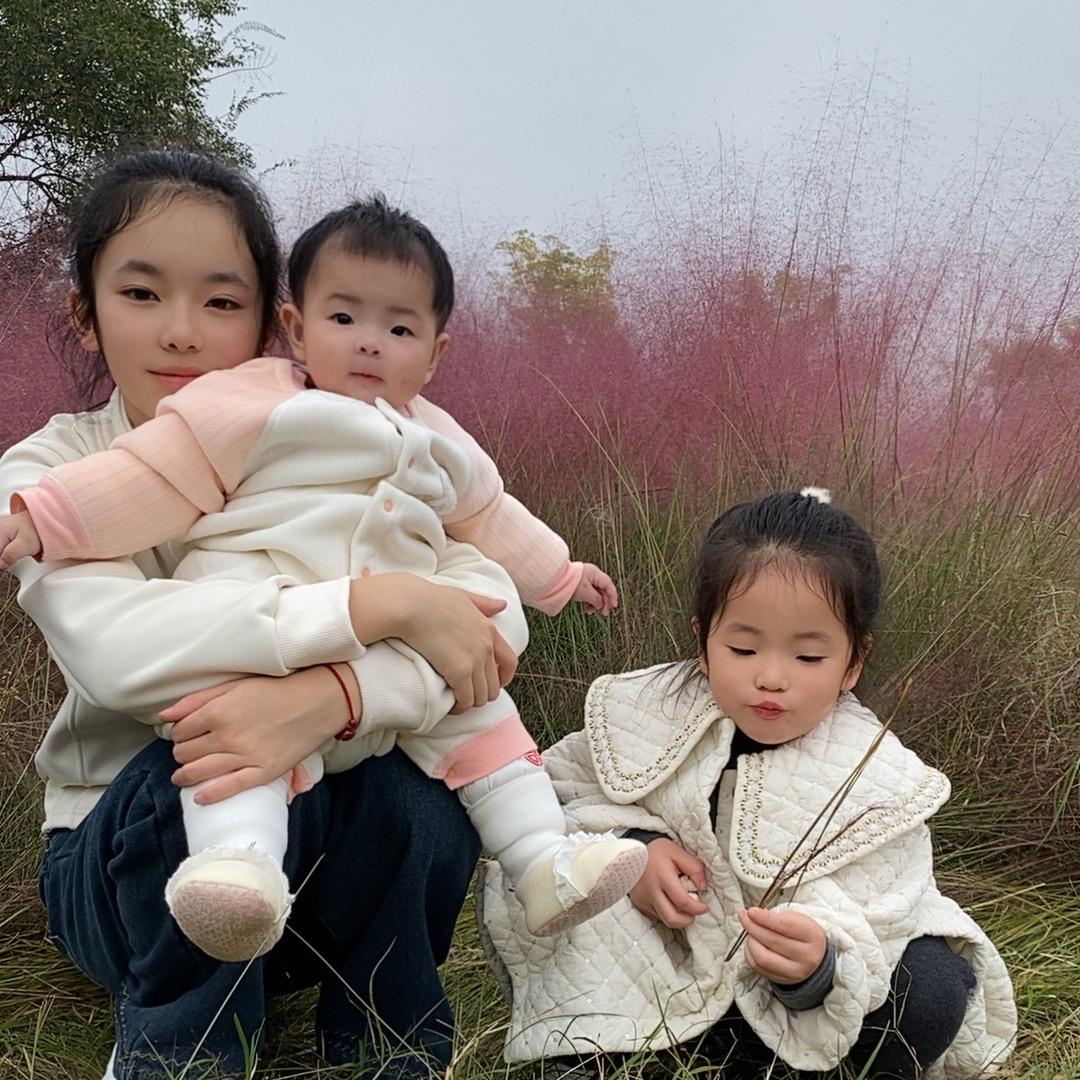 @家有三千金👧