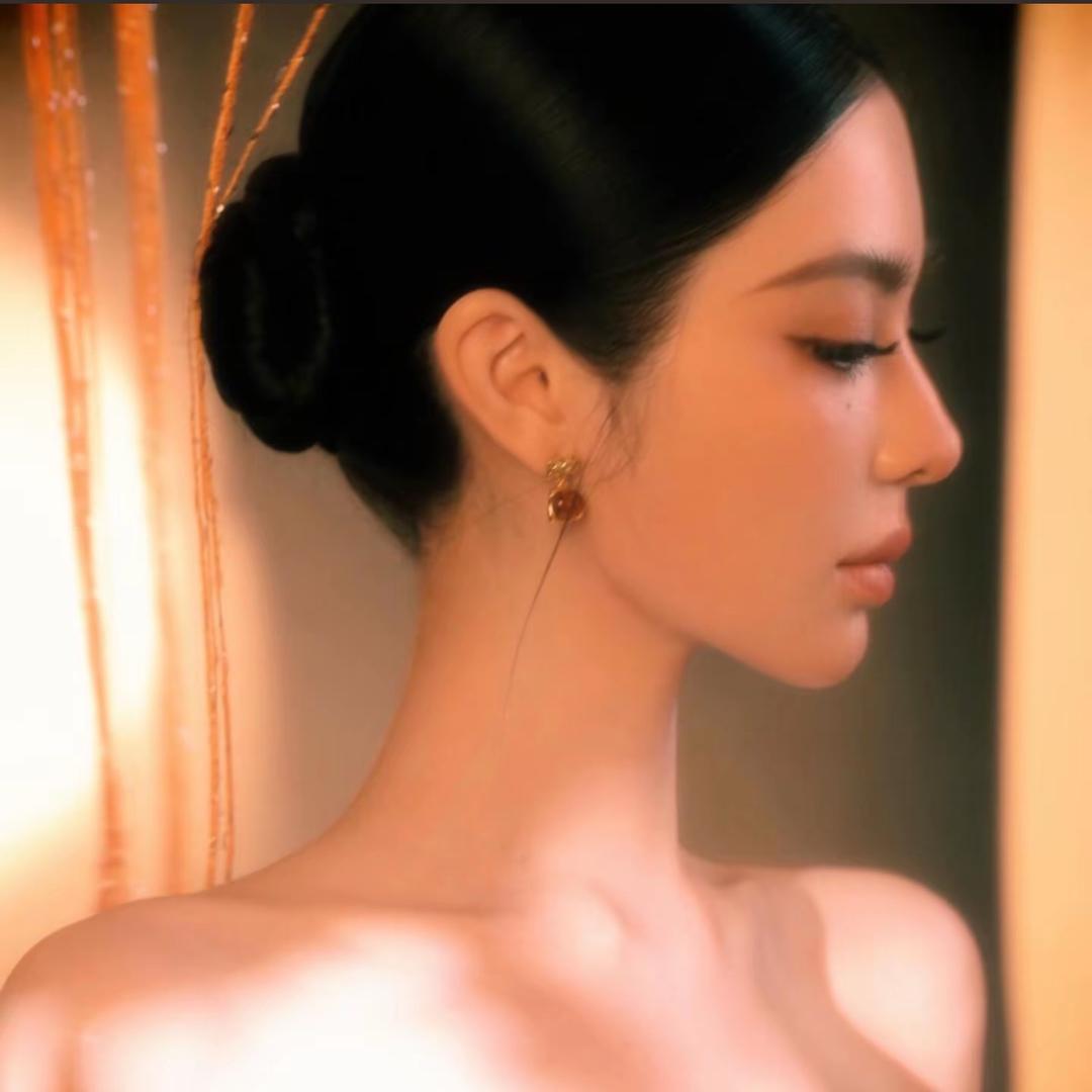 冰激淋⚆ᴥ⚆◗ˡᵒᵒᵏ