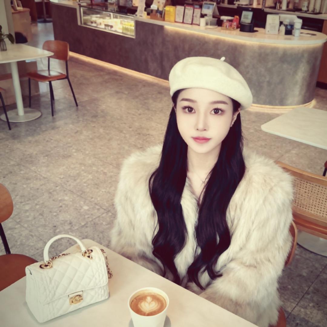 菲 菲🏌🏻‍♀️